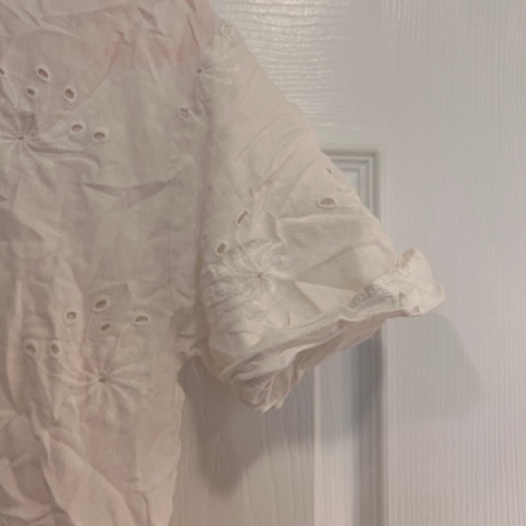 ZARA White Eyelet Embroidered Button Front Short Sleeve Babydoll Tee - Picture 5 of 6